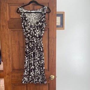 Dressbarn Brown and White Sleeveless V-Neck Sundress